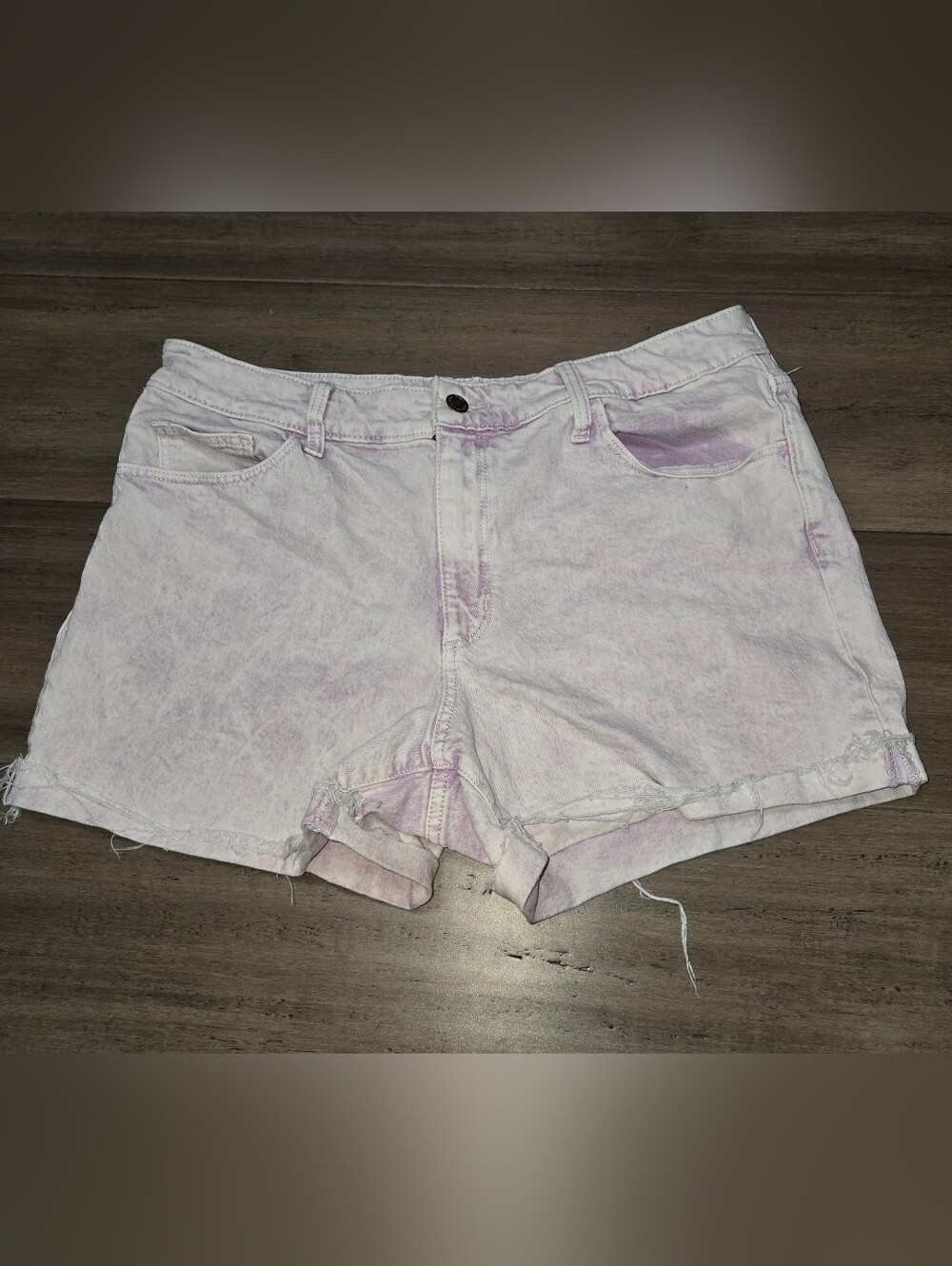 Universal Thread Pale Lavender Acid-Wash Denim Shorts Size 14